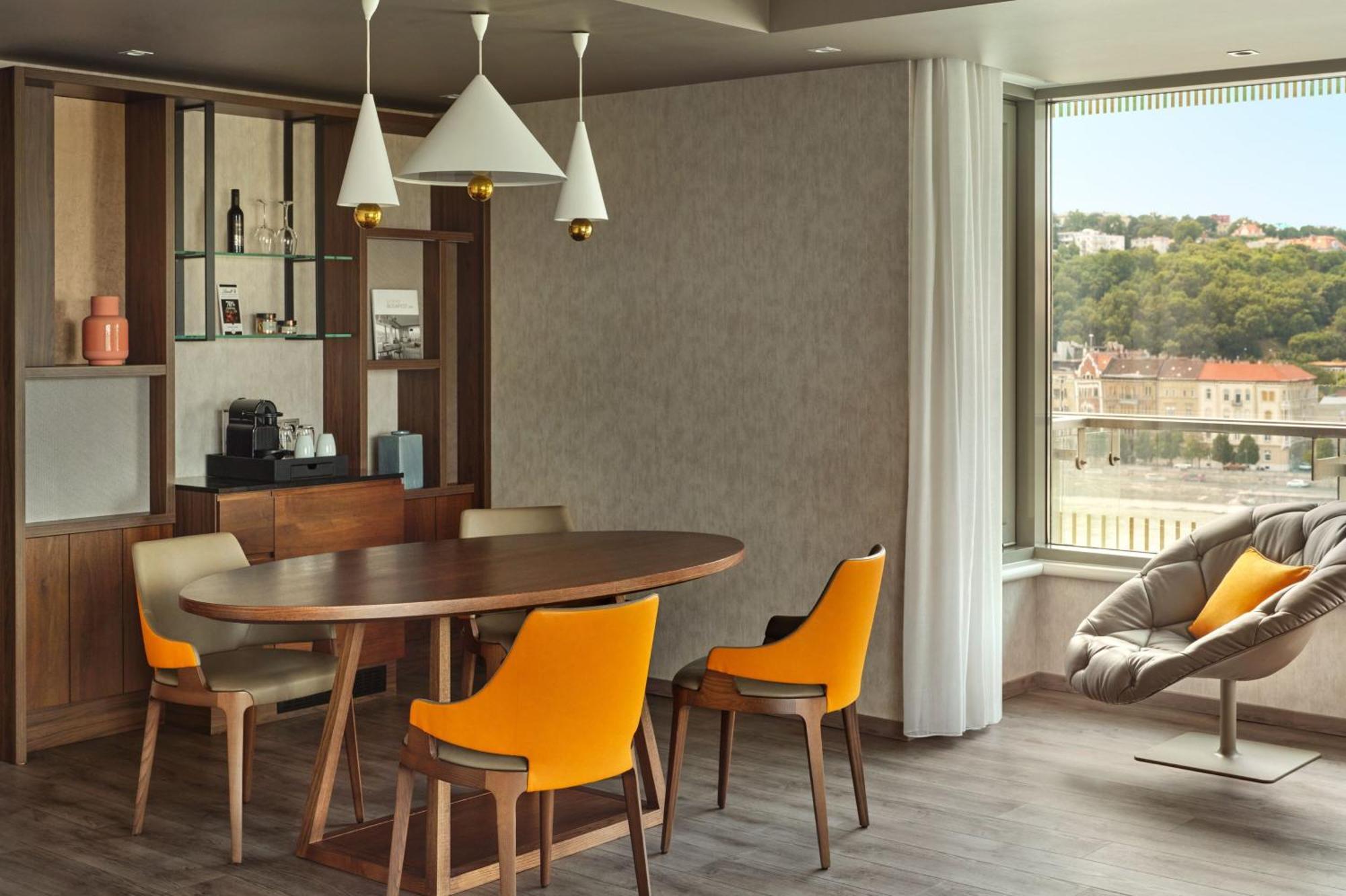 Отель Marriott 5*